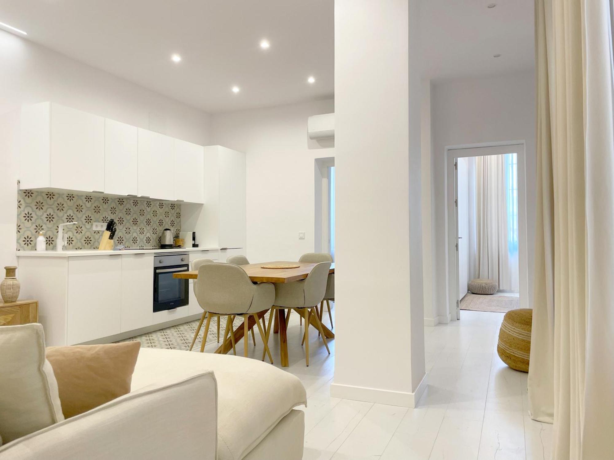 Piso Con Patio, 3 Habitaciones, En La Goleta Malaga Exterior photo